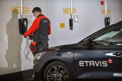 E-Mobilität Ladestation Montage